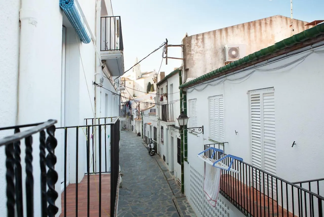 Akira Flats Cadaques Llane Apartment Spain