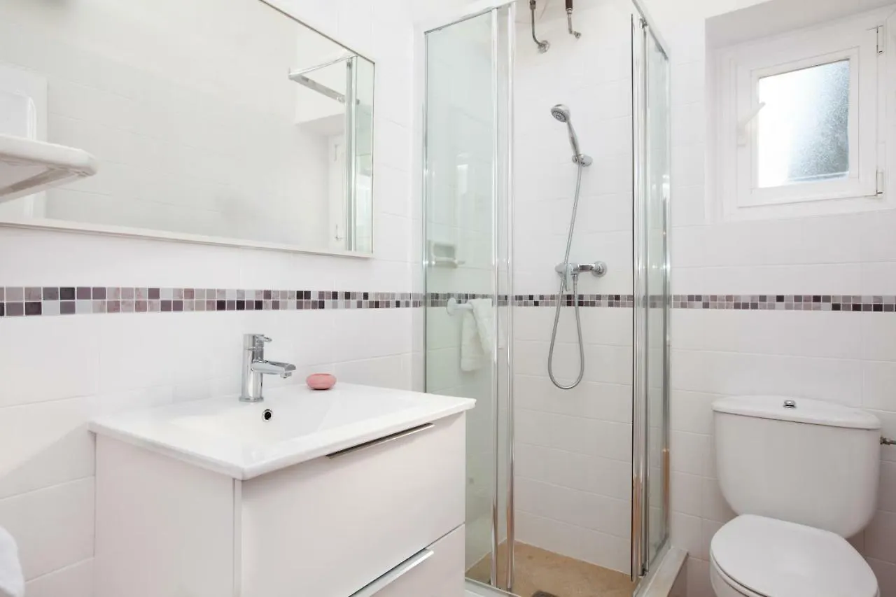 Akira Flats Cadaques Llane Apartment Spain