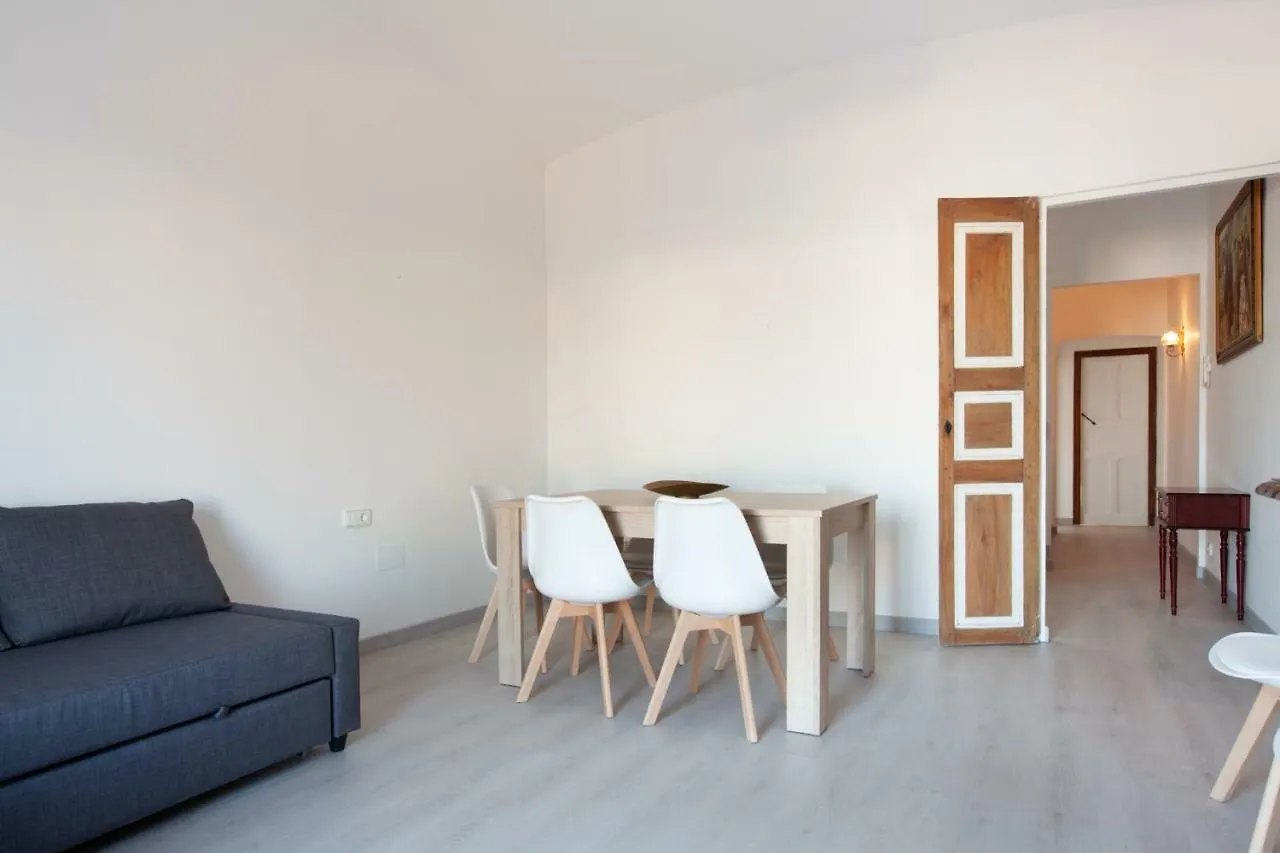 Akira Flats Cadaques Llane Apartment